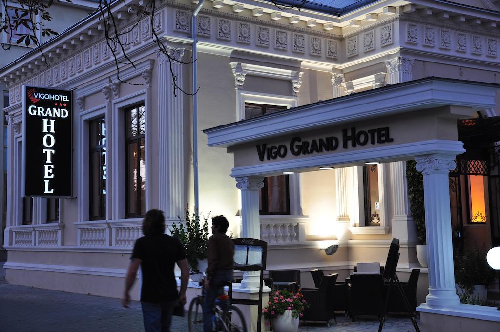 Vigo Grand Hotel Ploiesti Exterior photo